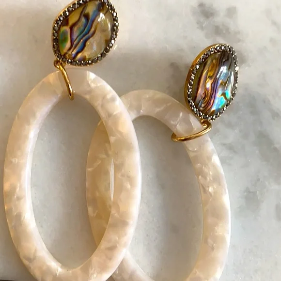 Lucite Earring Bundle - Picture 3 of 4